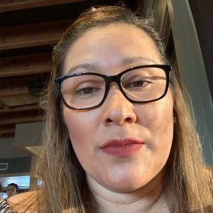 Meet your Posher, Sonia